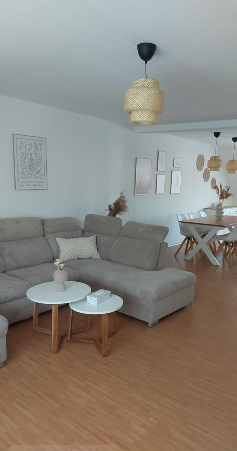 Stilvolle Ferienwohnung Free Parking, Space, Wlan Niestetal ภายนอก รูปภาพ