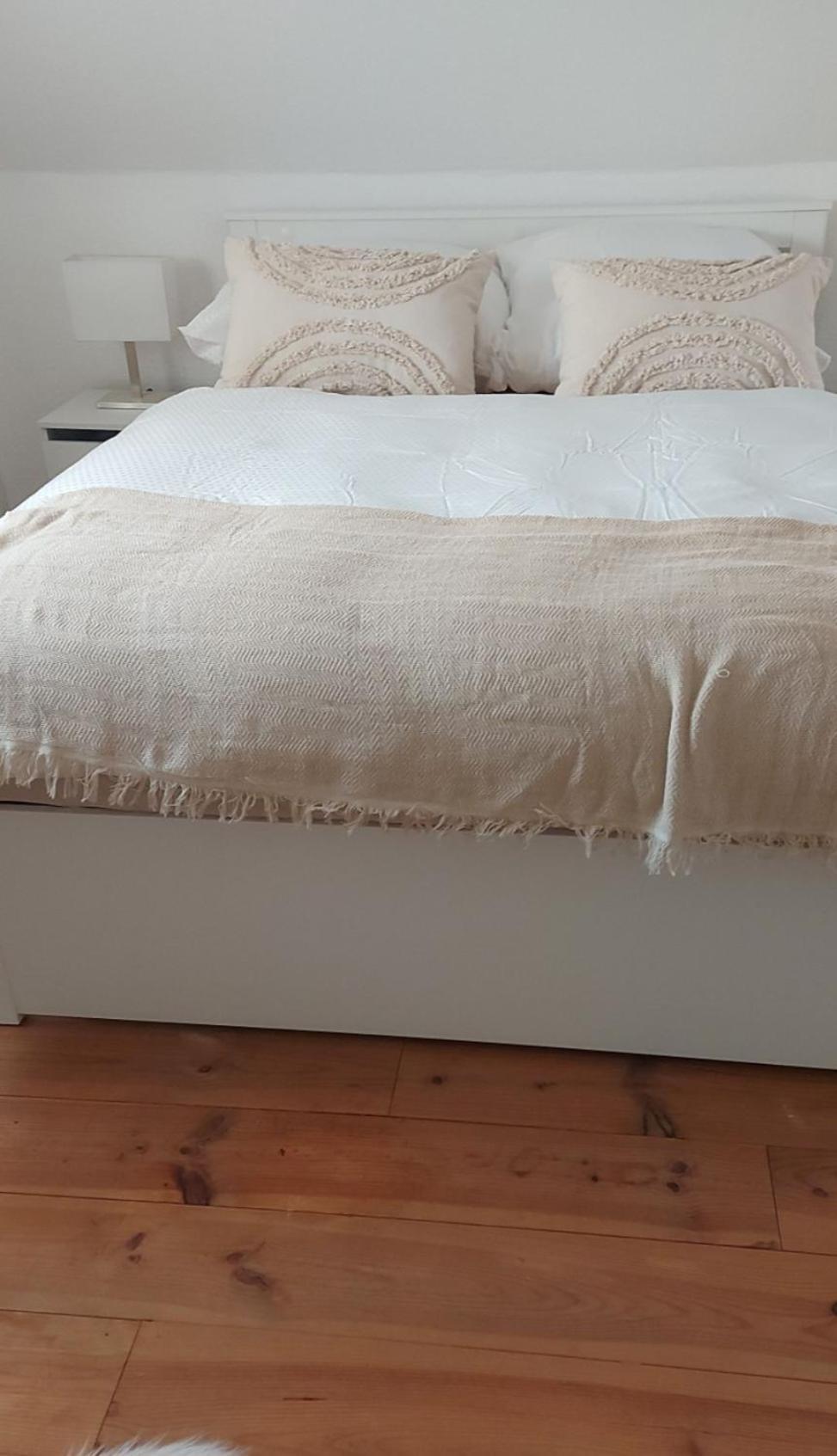 Stilvolle Ferienwohnung Free Parking, Space, Wlan Niestetal ภายนอก รูปภาพ